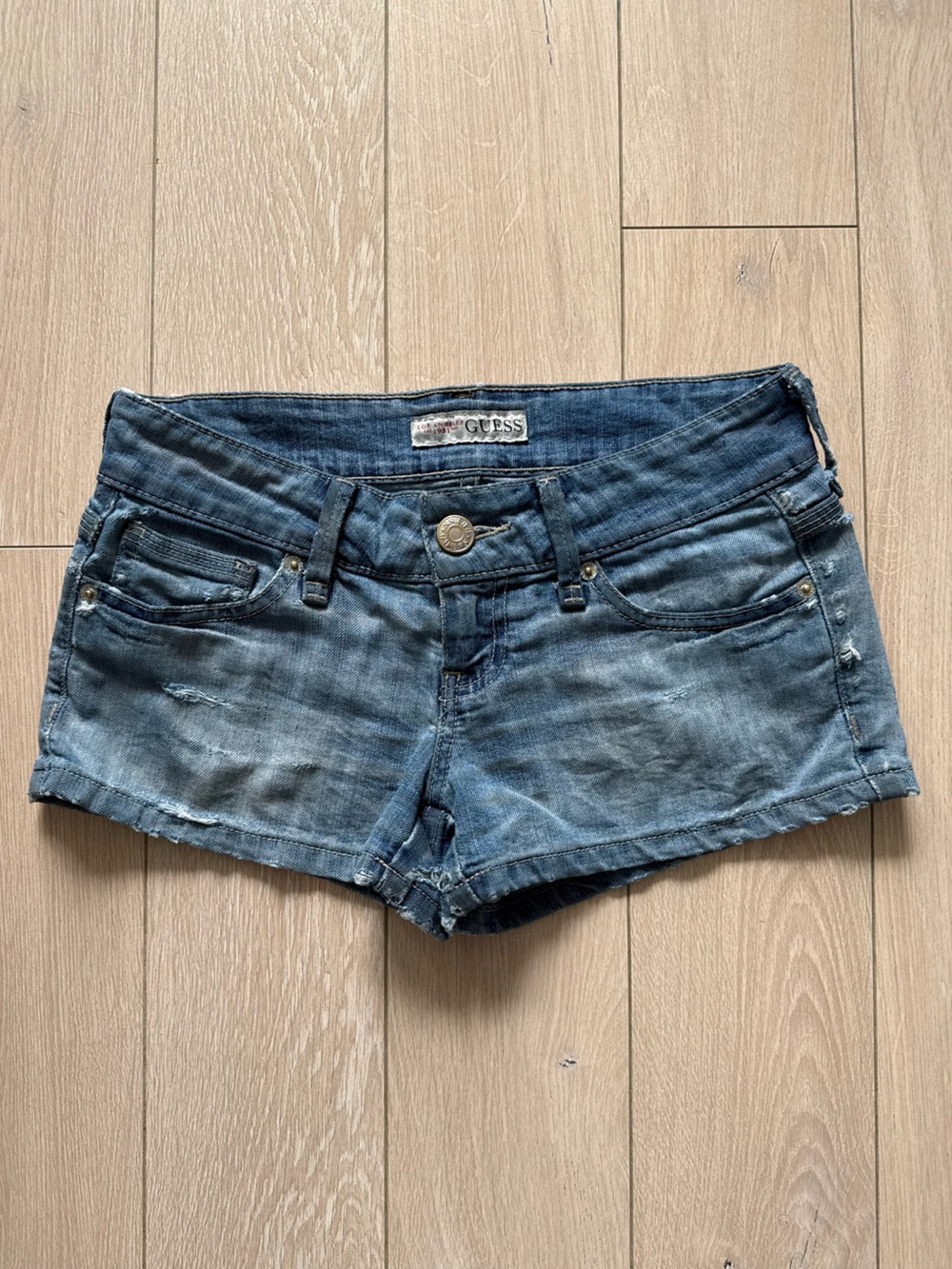 Y2K Guess Low Rise Jeans Shorts Blue Women’s Size 24